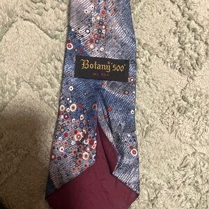 Botany 500 Blue Floral Silk Tie